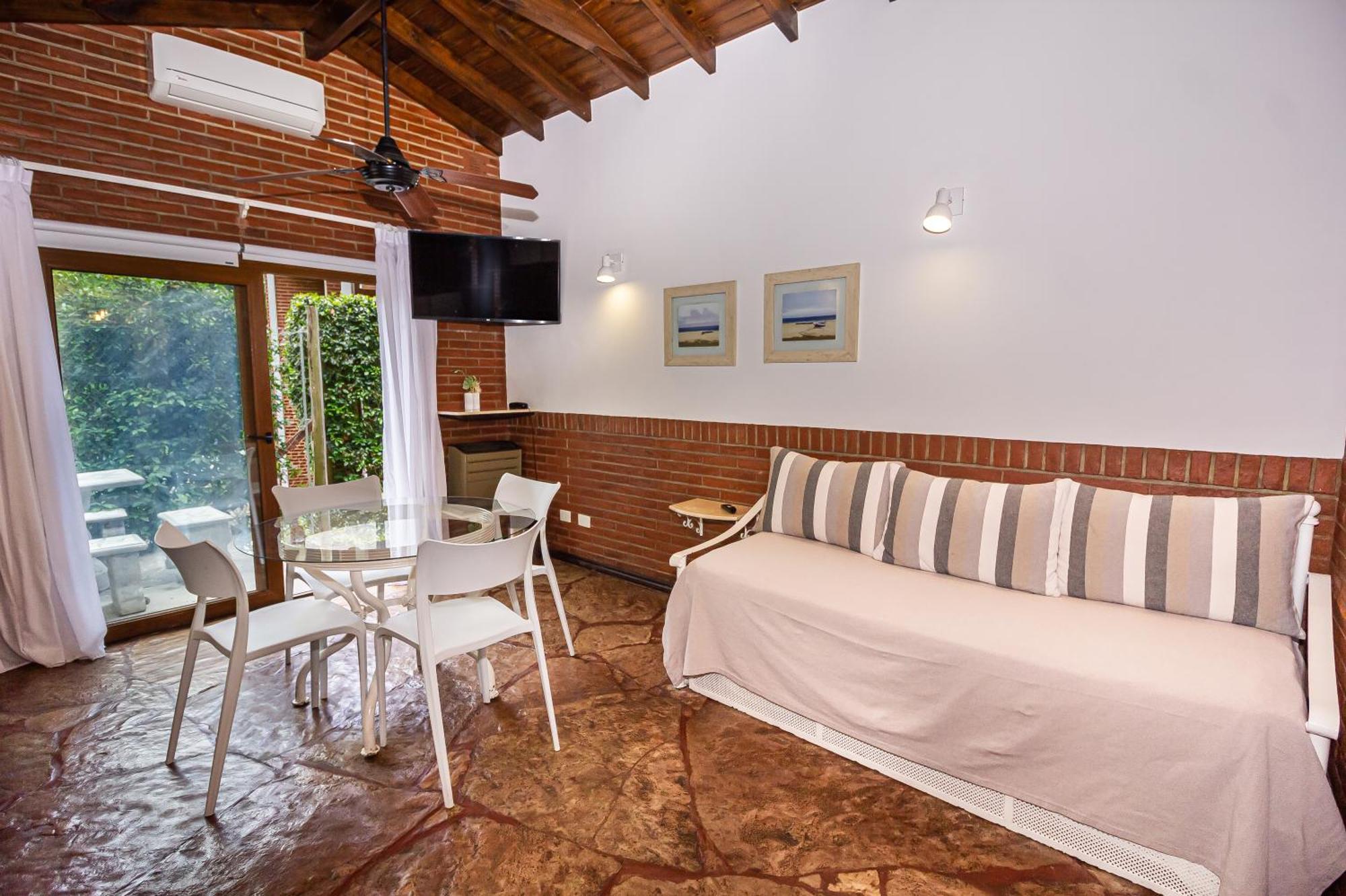Punta Cerezo Apart Carilo Exteriör bild